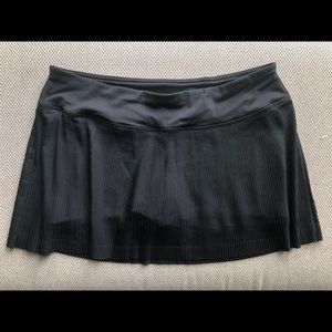 Lululemon Athletica Pleat to Street Skirt Shorts